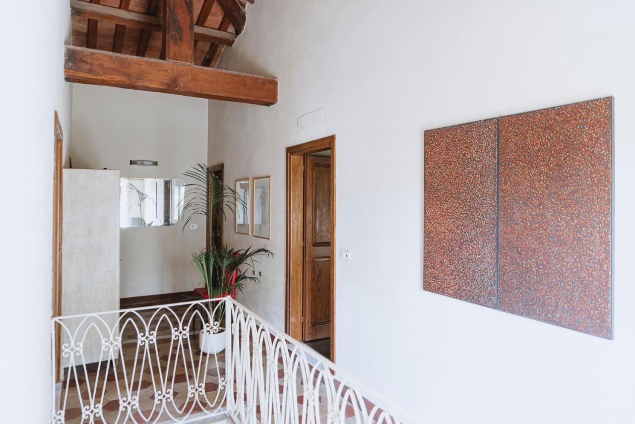 Un Angelo Alla Mia Tavola Sarzana Exterior foto
